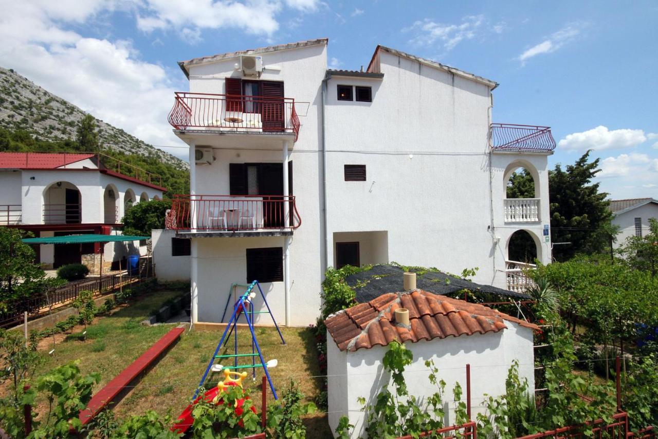 Apartments With A Parking Space Starigrad, Paklenica - 6431 Exterior foto