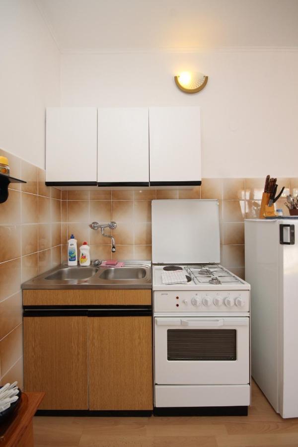 Apartments With A Parking Space Starigrad, Paklenica - 6431 Exterior foto